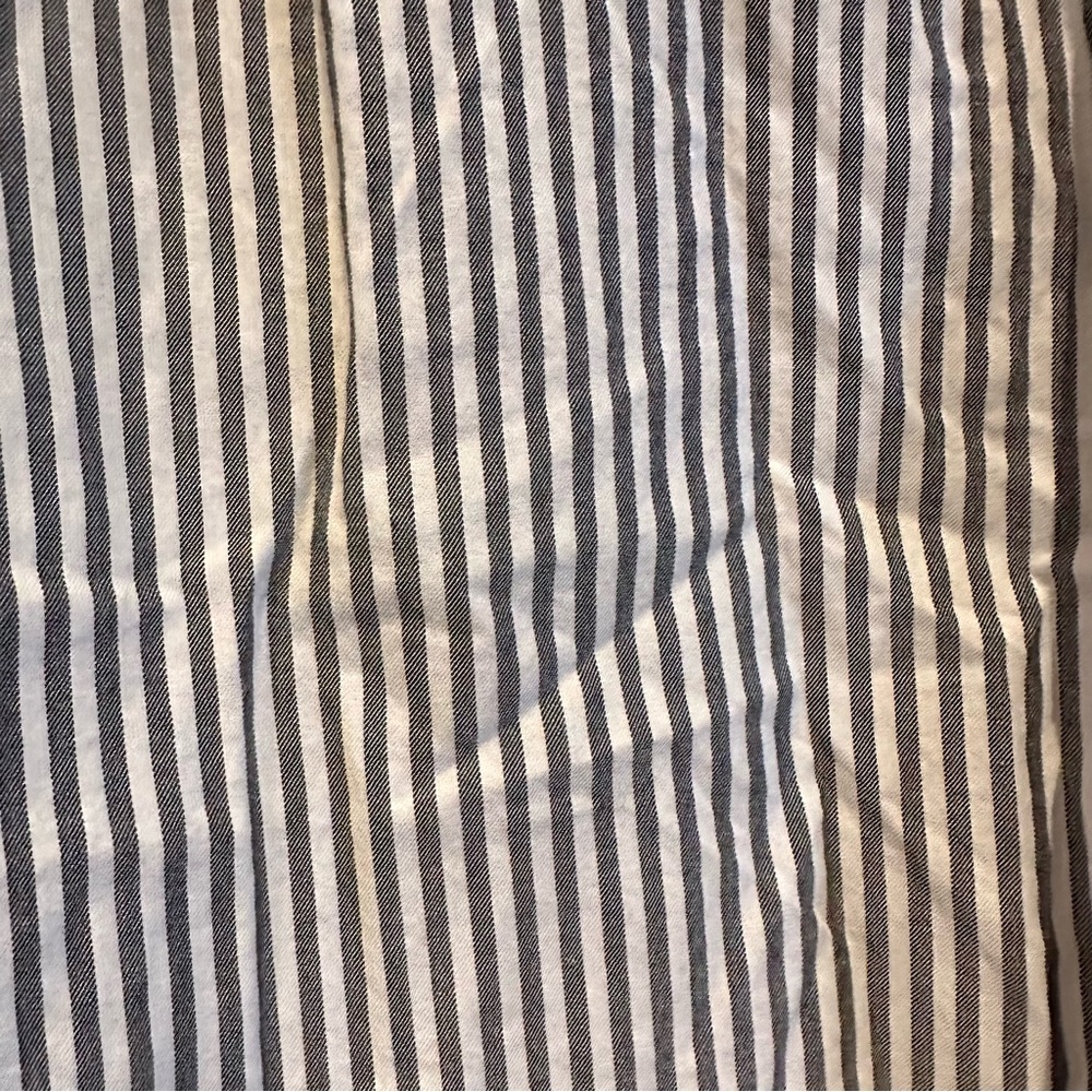 Everlane Button Down Gray White Stripe Shirt - image 4